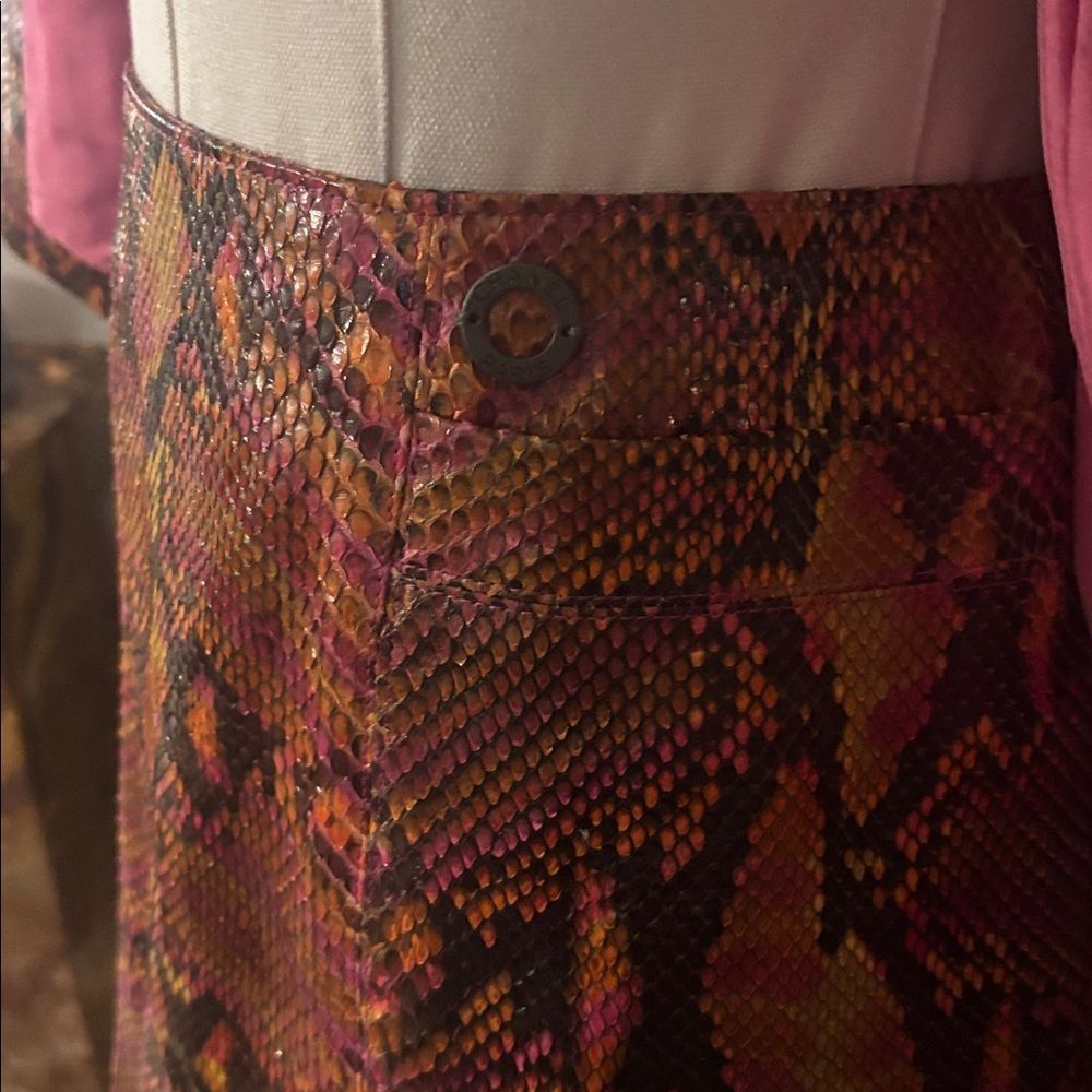 CHANEL Multicolor 100% python skin set jacket + skirt), US6 - Picture 8 of 14